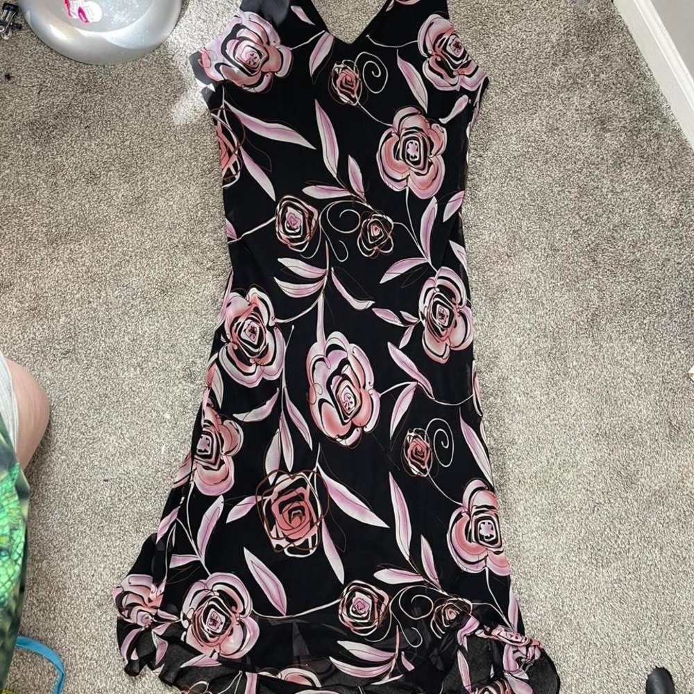 90s Mary McFadden black and pink floral dress with ruffle hem - Picture 3 of 7
